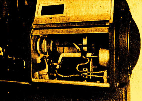 Cinema projector with Becksearchlight lamp